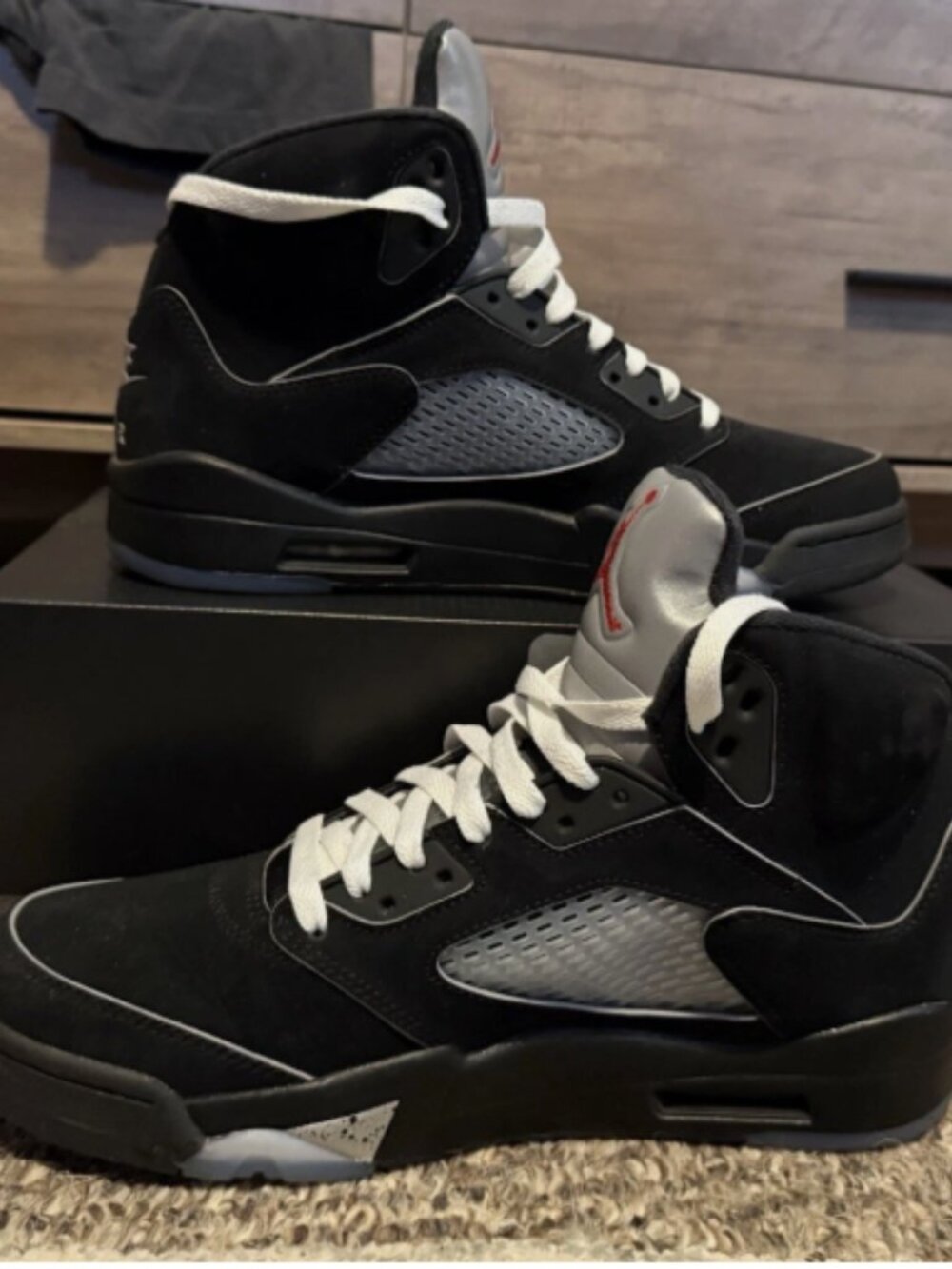 Air Jordan 5 Retro OG Black Metallic